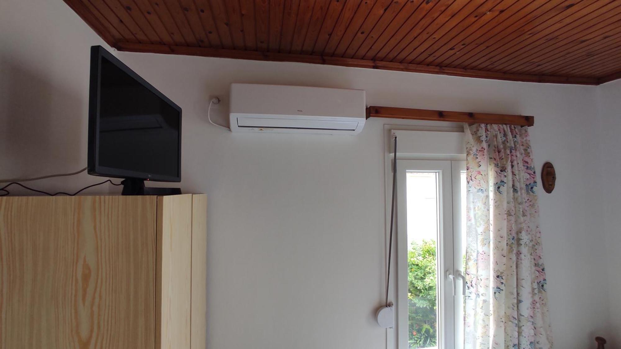 Angelos Rooms Mytilene Exterior photo