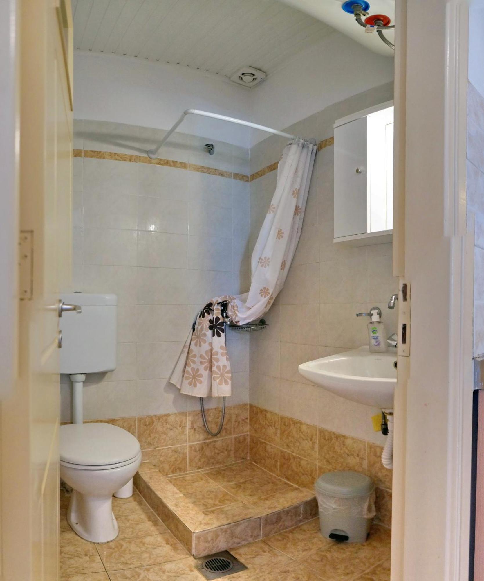 Angelos Rooms Mytilene Exterior photo