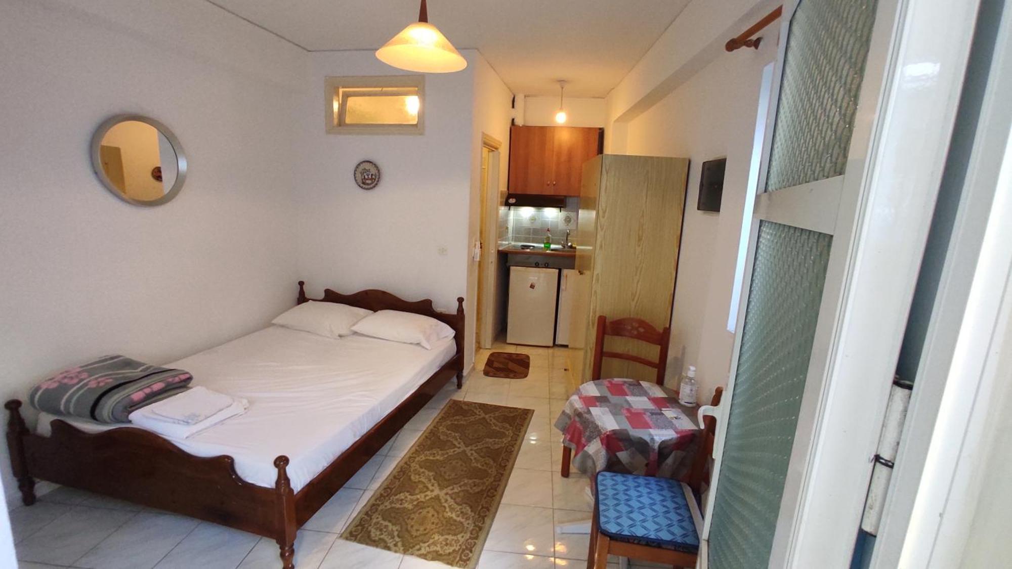 Angelos Rooms Mytilene Exterior photo